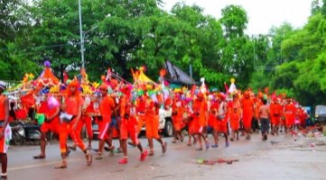 कांवड़ यात्रा: योगी सरकार के फैसले पर सुप्रीम कोर्ट ने लिया संज्ञान, केंद्र और यूपी सरकार को नोटिस